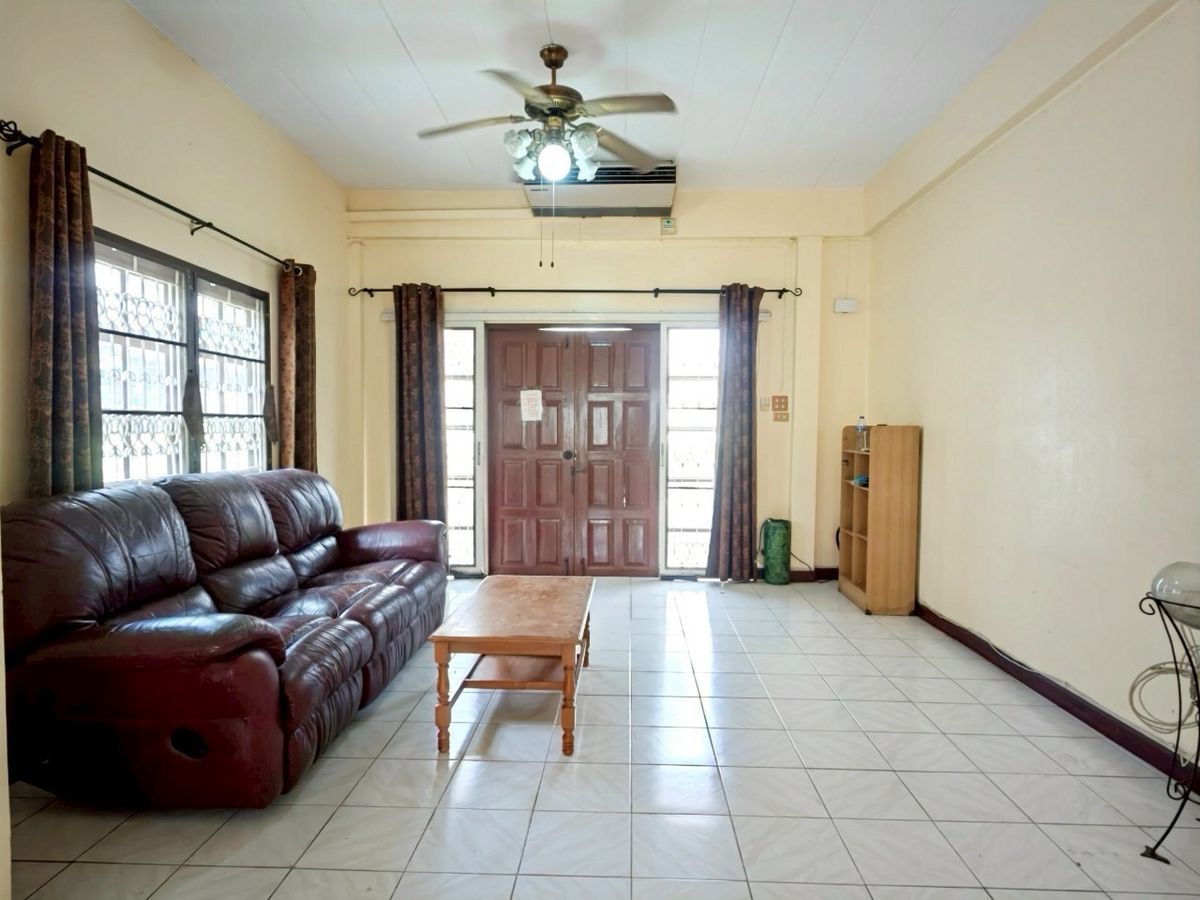 ขายบ้านสระบุรี : ขายบ้านเดี่ยว 2 ชั้น 4 นอน 2 น้ำ หมู่บ้านยุคลธรหลังโรงเรียนอนุบาลสระบุรี