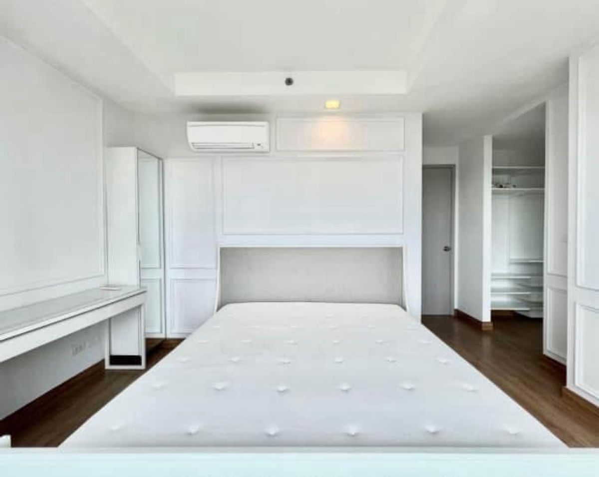 ให้เช่าคอนโดพระราม 9 เพชรบุรีตัดใหม่ RCA : For Rent 🔥 THRU THONGLOR (ทรู ทองหล่อ) 🔥 2 Bed 2 Bath
📍ใกล้ BTS ทองหล่อ / MRT เพชรบุรี / APL มักกะสัน 