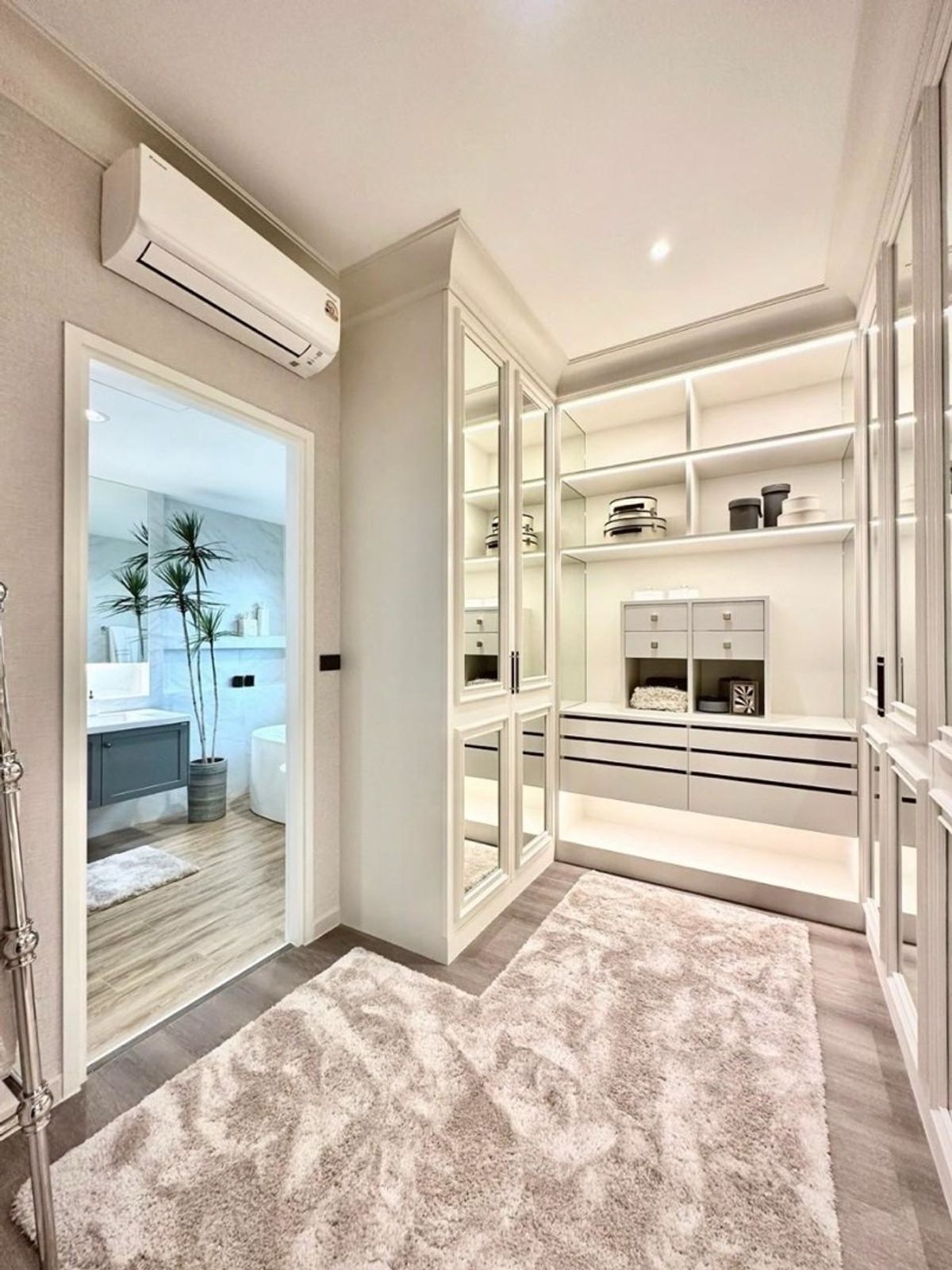 ขายบ้านบางนา แบริ่ง ลาซาล : 𝑺𝑬𝑻𝑻𝑯𝑨𝑺𝑰𝑹𝑰  บางนา กม.10 𝟒 นอน 𝟒 น้ำ 𝟑 ที่จอด รับประกันการันตีราคาดีที่สุด💯📱𝟎𝟗𝟐-𝟖𝟎𝟖𝟖𝟖𝟗𝟗