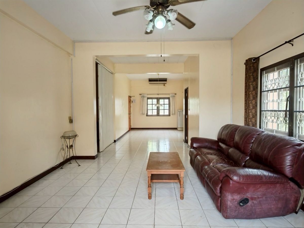 ขายบ้านสระบุรี : ขายบ้านเดี่ยว 2 ชั้น 4 นอน 2 น้ำ หมู่บ้านยุคลธรหลังโรงเรียนอนุบาลสระบุรี