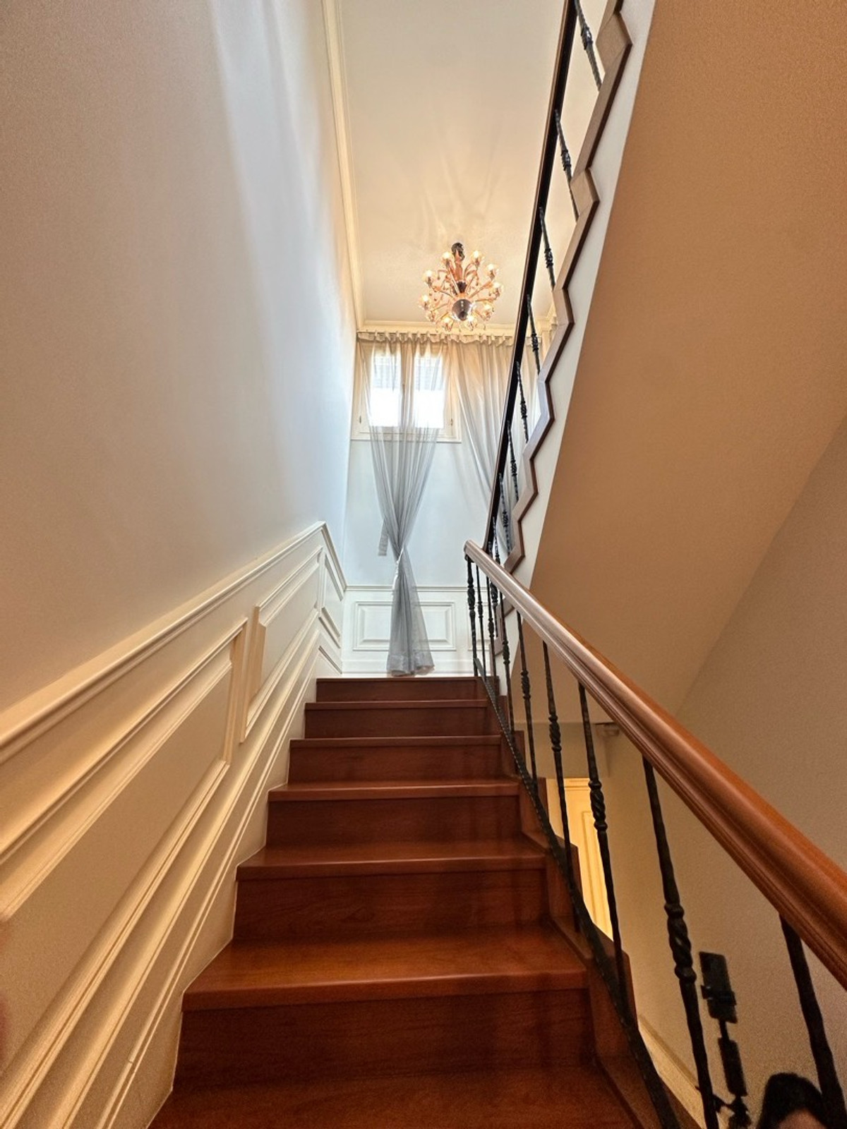 ขายบ้านแจ้งวัฒนะ เมืองทอง : บ้านหรูทำเลเมืองทองธานี  ใกล้อิมแพ็คเมืองทองธานี แจ้งวัฒนะ- ดอนเมือง รถไฟฟ้าสายสีชมพูสถานีอิมแพ็คเมืองทอง แจ้งวัฒนะ  พร้อมเฟอร์นิเจอร์ พร้อมอยู่