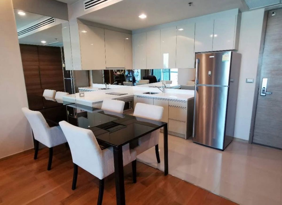 ให้เช่าคอนโดสาทร นราธิวาส : For Rent📍The Address sathorn🛀2 bed 2 bath📞0639399665
