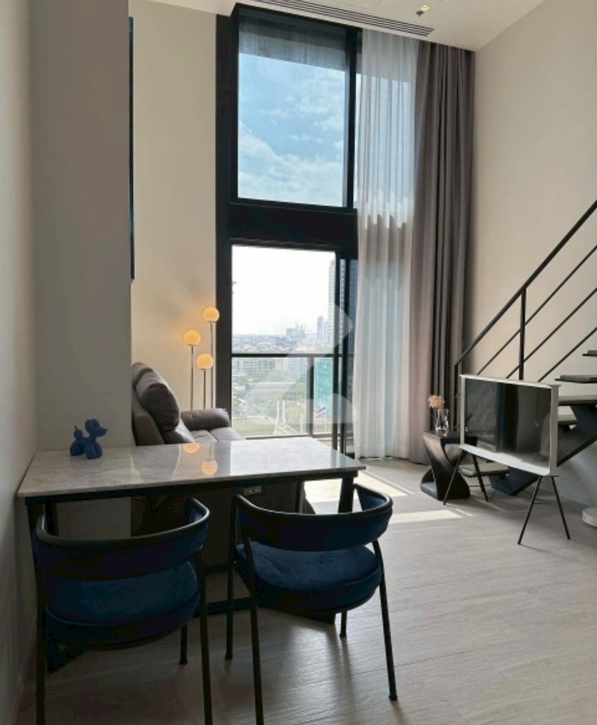 ขายคอนโดสีลม ศาลาแดง บางรัก : ST107 ขายคอนโด The Lofts Silom - HYBRID ROOM