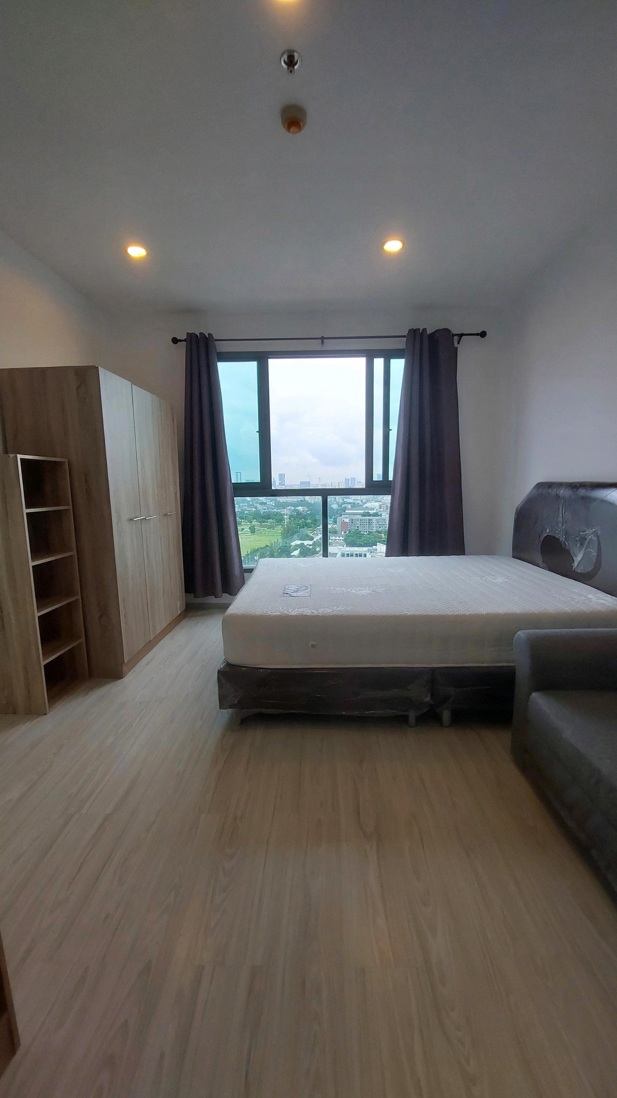 For RentCondoBangna, Bearing, Lasalle : Rent condo Japanese style at Ideo Mobi Eastgate, near BTS Bangna