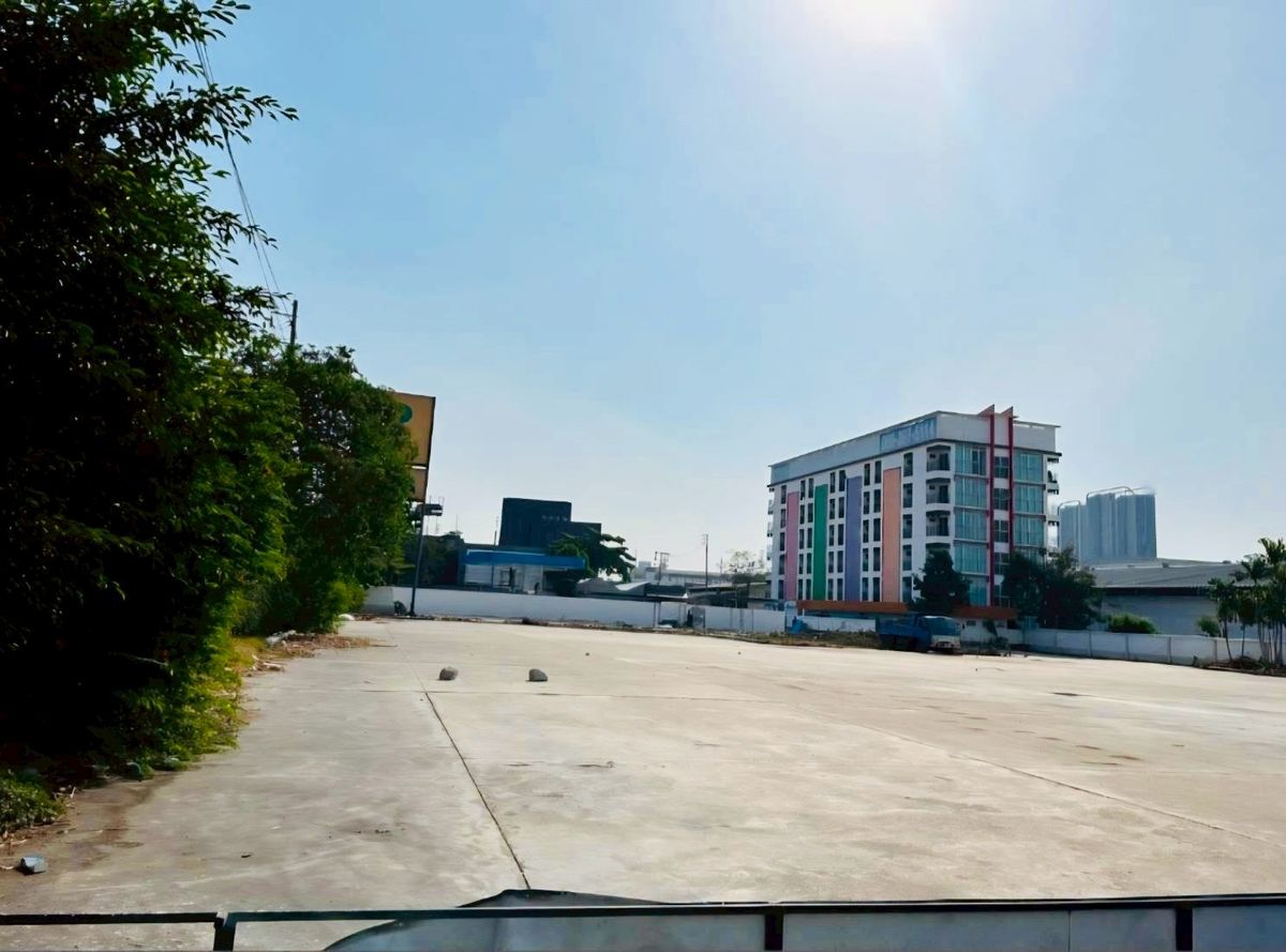 ให้เช่าที่ดินราษฎร์บูรณะ สุขสวัสดิ์ : ให้เช่าที่ดินเปล่า ติดถนนปู่เจ้า และใกล้ BTS สำโรง สมุทรปราการ รหัส : L8041