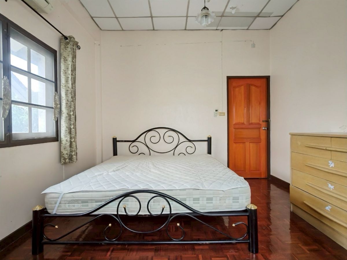 ขายบ้านสระบุรี : ขายบ้านเดี่ยว 2 ชั้น 4 นอน 2 น้ำ หมู่บ้านยุคลธรหลังโรงเรียนอนุบาลสระบุรี