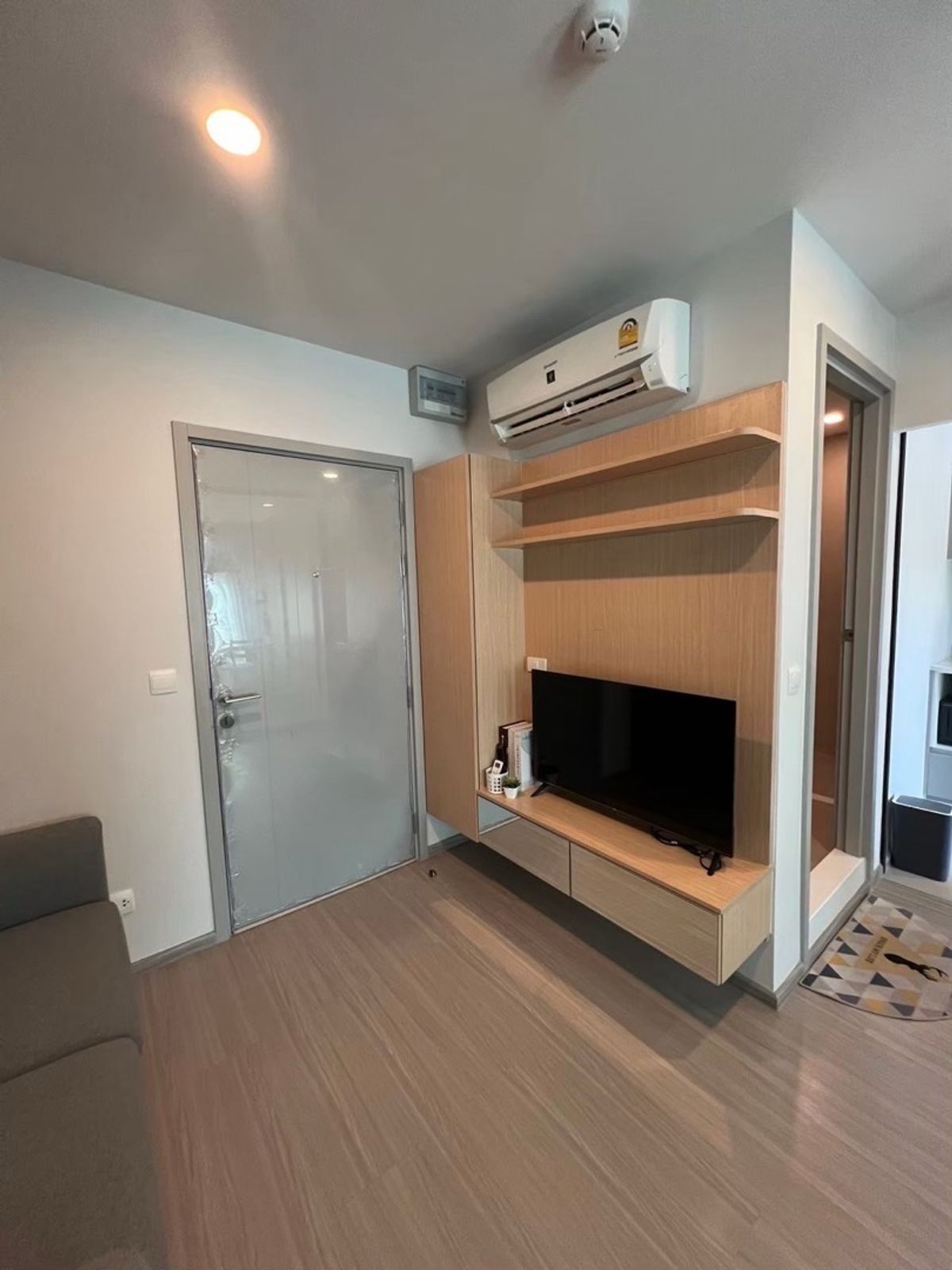 For RentCondoRama9, Petchburi, RCA : Aspire Asoke Ratchada 1Bed 🔥 Empty 8August
