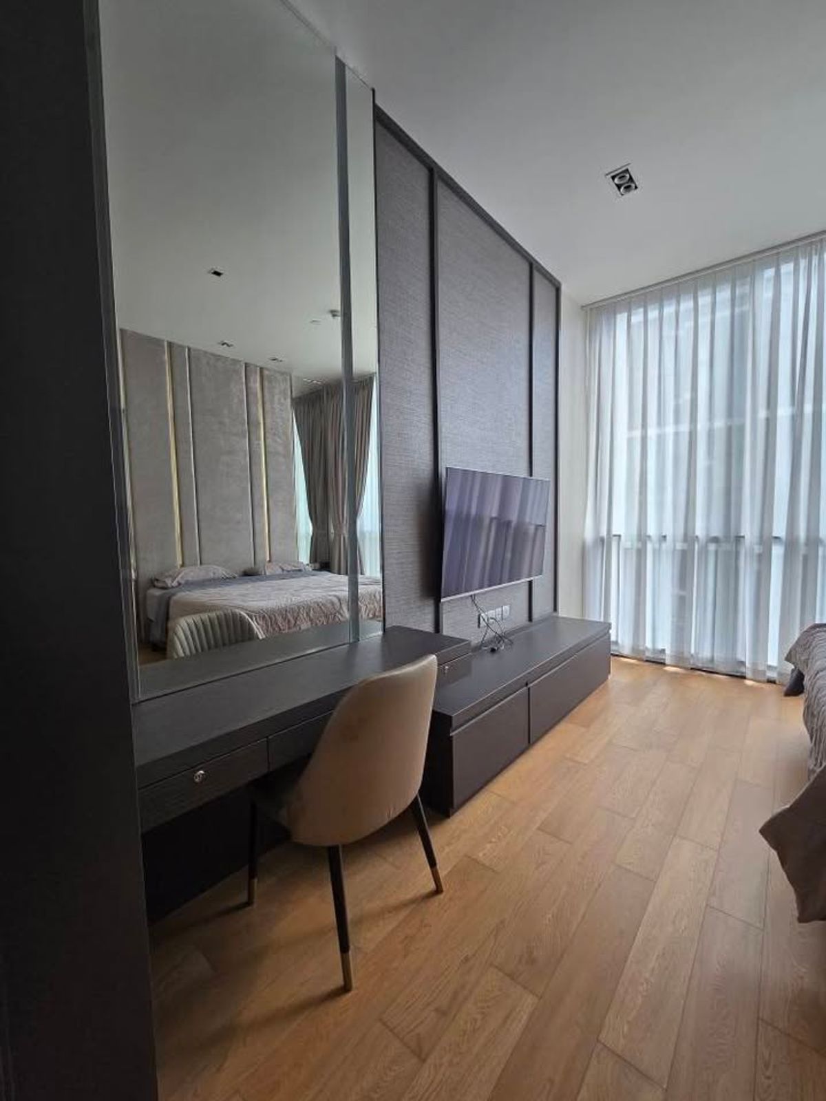 ให้เช่าคอนโดวิทยุ ชิดลม หลังสวน : เช่า RR223 28 Chidlom ห้องสวยพร้อมอยู่ ใกล้รถไฟฟ้า BTS ชิดลม