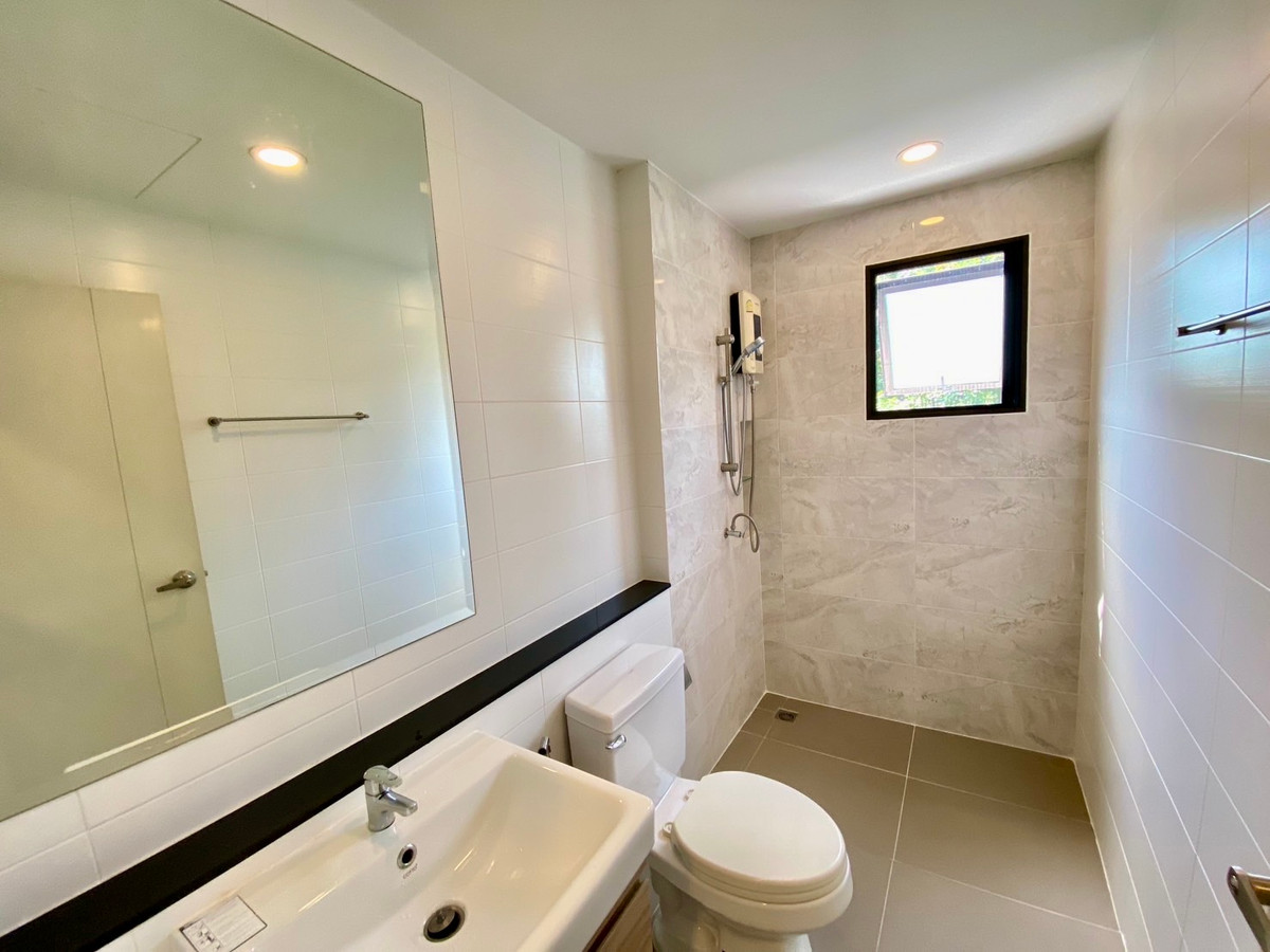 For RentHousePattanakan, Srinakarin : 🏡 For Rent: Luxury Corner House – The City Pattanakarn Phase 1 (Pet Friendly)