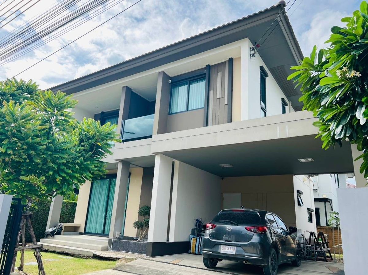 ให้เช่าบ้านบางนา แบริ่ง ลาซาล : 🏡 บ้านเดี่ยวระดับ Ultra Luxury โครงการ “บุราสิริ วงแหวนอ่อนนุช” 💰 เช่าเพียง 65,000 บาท/เดือน (รวมค่าส่วนกลางแล้ว!)