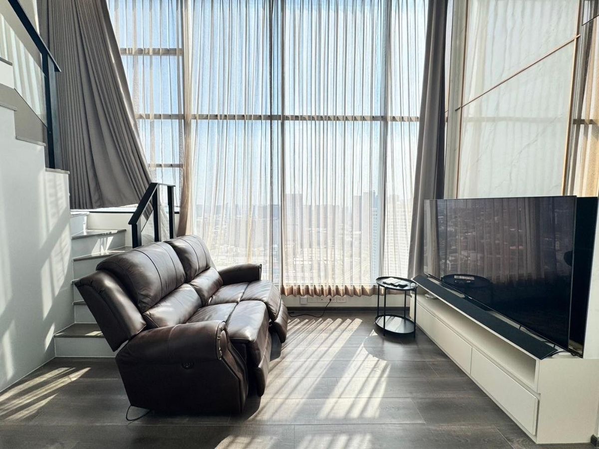 ขายคอนโดเกษตรศาสตร์ รัชโยธิน : 📢 Knightsbridge Space Ratchayothin – ห้องมุม Duplex สุดพิเศษ! หรู หายาก วิวสุดตระการตา – มีเพียงห้องเดียวเท่านั้น!
