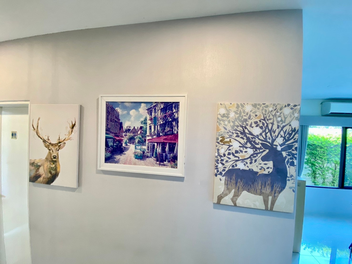 For RentHousePattanakan, Srinakarin : 🏡 For Rent: Luxury Corner House – The City Pattanakarn Phase 1 (Pet Friendly)