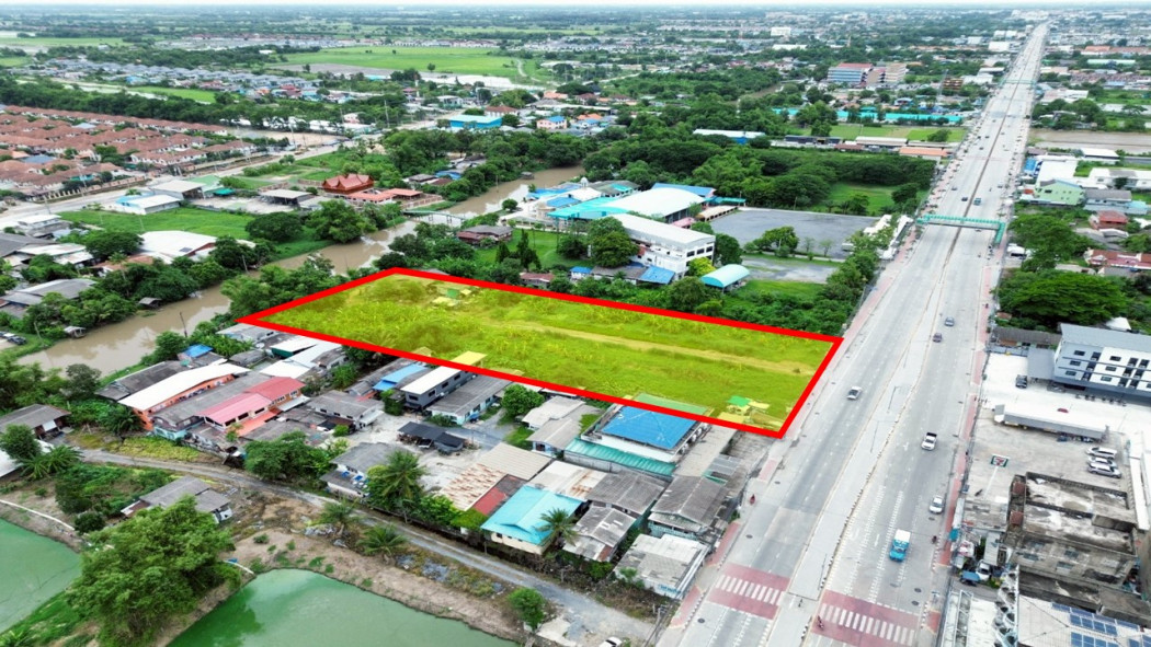 For SaleLandMin Buri, Romklao : Land for sale, along the road along Wari, 4 rai 90 sq w, suitable for business, KK