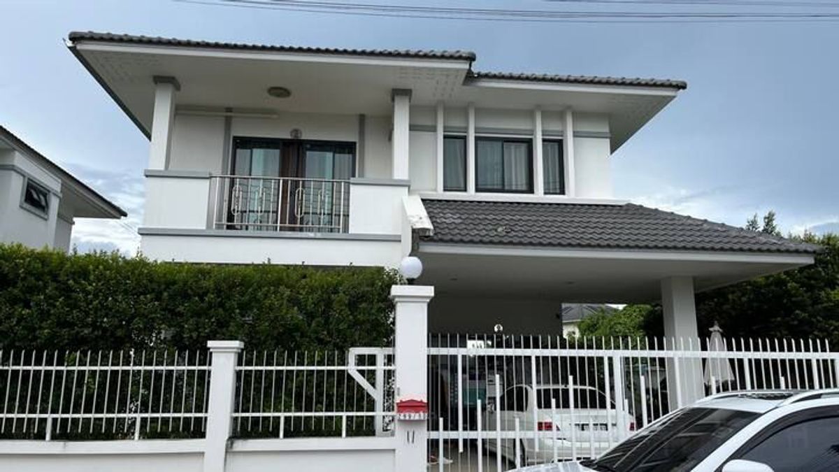 ให้เช่าบ้านเชียงใหม่ : ให้เช่าบ้านเดี่ยวสองชั้น  2 ห้องนอน 3 ห้องน้ำ 1  ห้องครัว  1  ที่จอดรถ