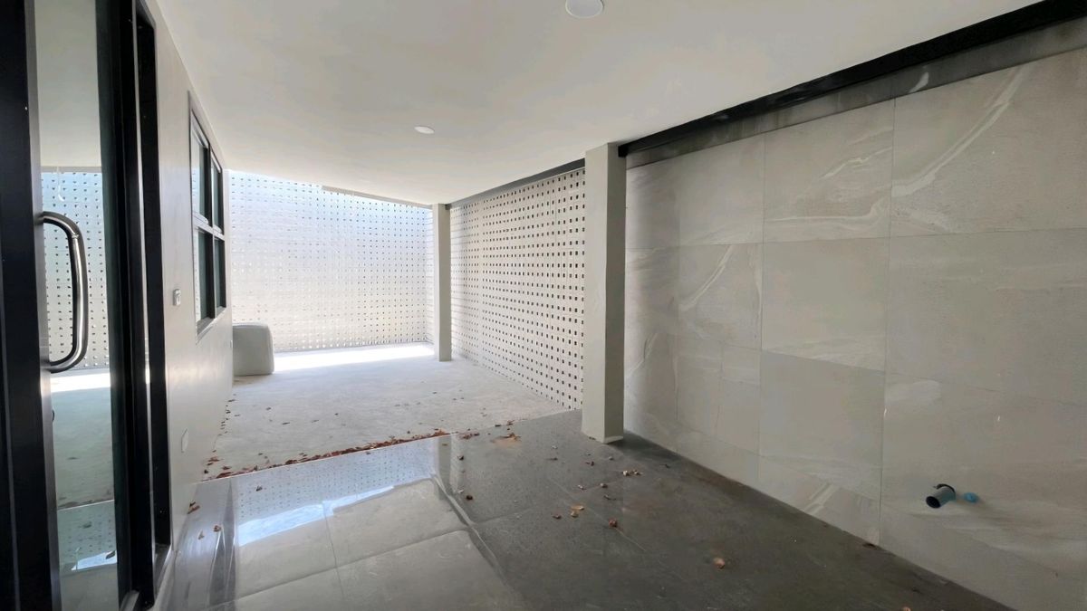 For SaleHome OfficeRatchadapisek, Huaikwang, Suttisan : For Sale: 2 Storay Single House - Home Office Soi Rung Rueng Suthisan (2 -storey detached house, home office