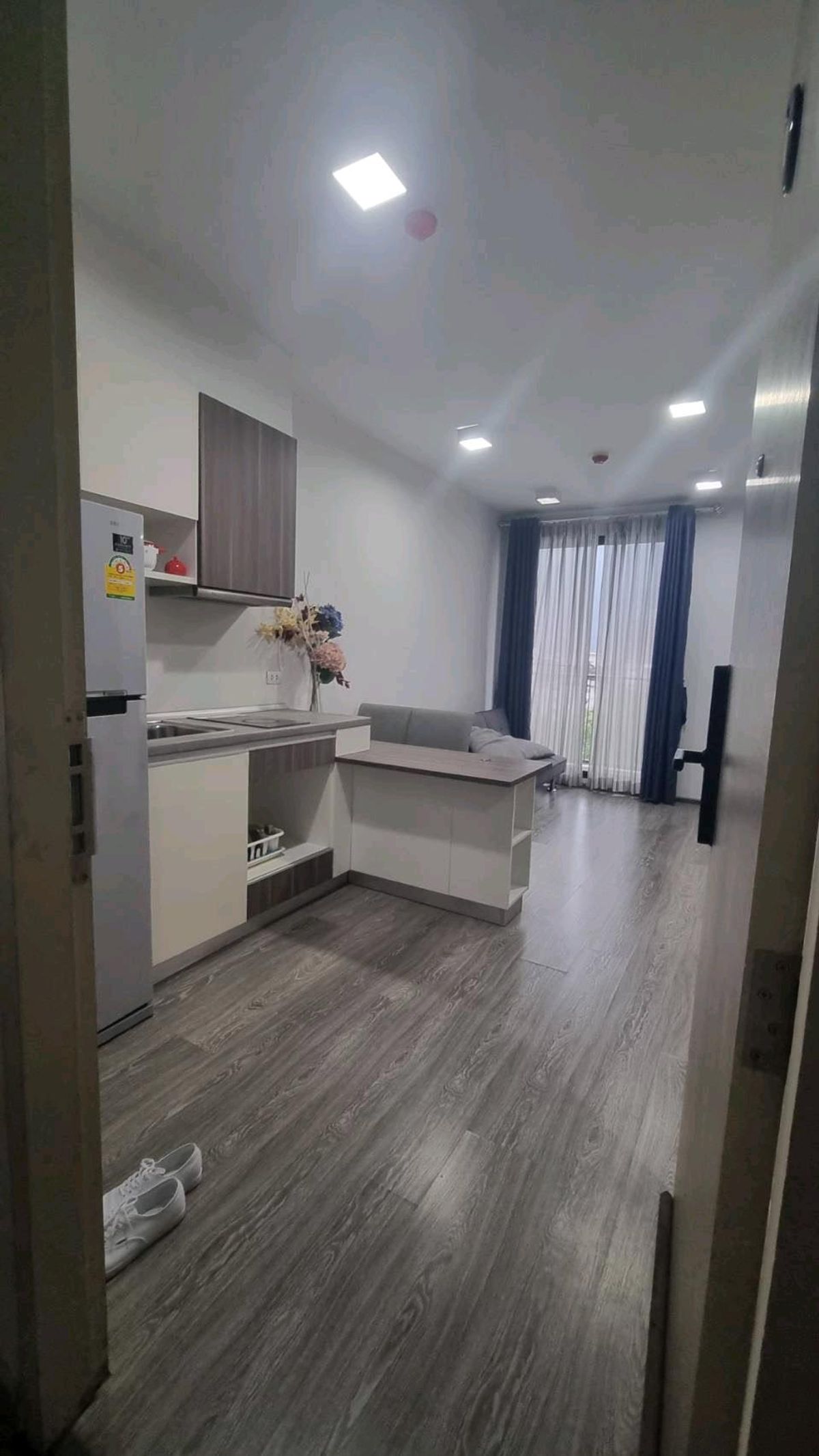 ขายคอนโดรัตนาธิเบศร์ สนามบินน้ำ พระนั่งเกล้า : S1598 ขายคอนโด zelle รัตนาธิเบศร์  ติดถนนรัตนาธิเบศร์ ใกล้กระทรวงพานิชย์ นนทบุรี  #ใกล้รถไฟฟ้า mrt สถานีพระนั่งเกล้า #ขายต่ำกว่าราคาประเมิน500,000บาท (ราคาประเมินกรมธนารักษ์2,002,764บาท)