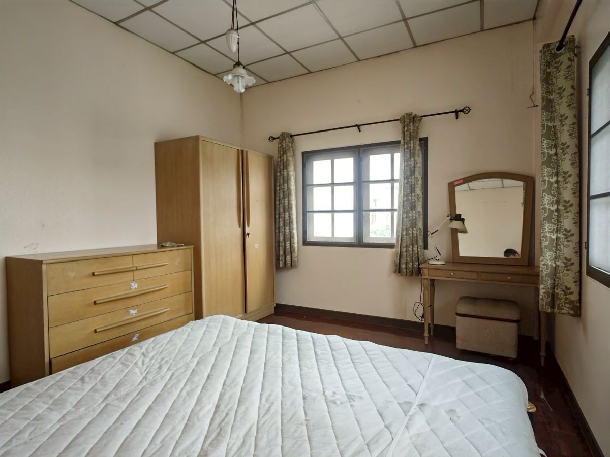 ขายบ้านสระบุรี : ขายบ้านเดี่ยว 2 ชั้น 4 นอน 2 น้ำ หมู่บ้านยุคลธรหลังโรงเรียนอนุบาลสระบุรี