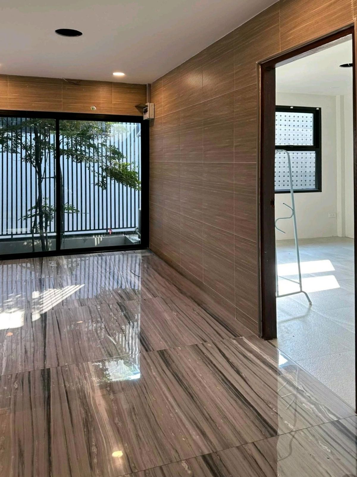 For SaleHome OfficeRatchadapisek, Huaikwang, Suttisan : For Sale: 2 Storay Single House - Home Office Soi Rung Rueng Suthisan (2 -storey detached house, home office