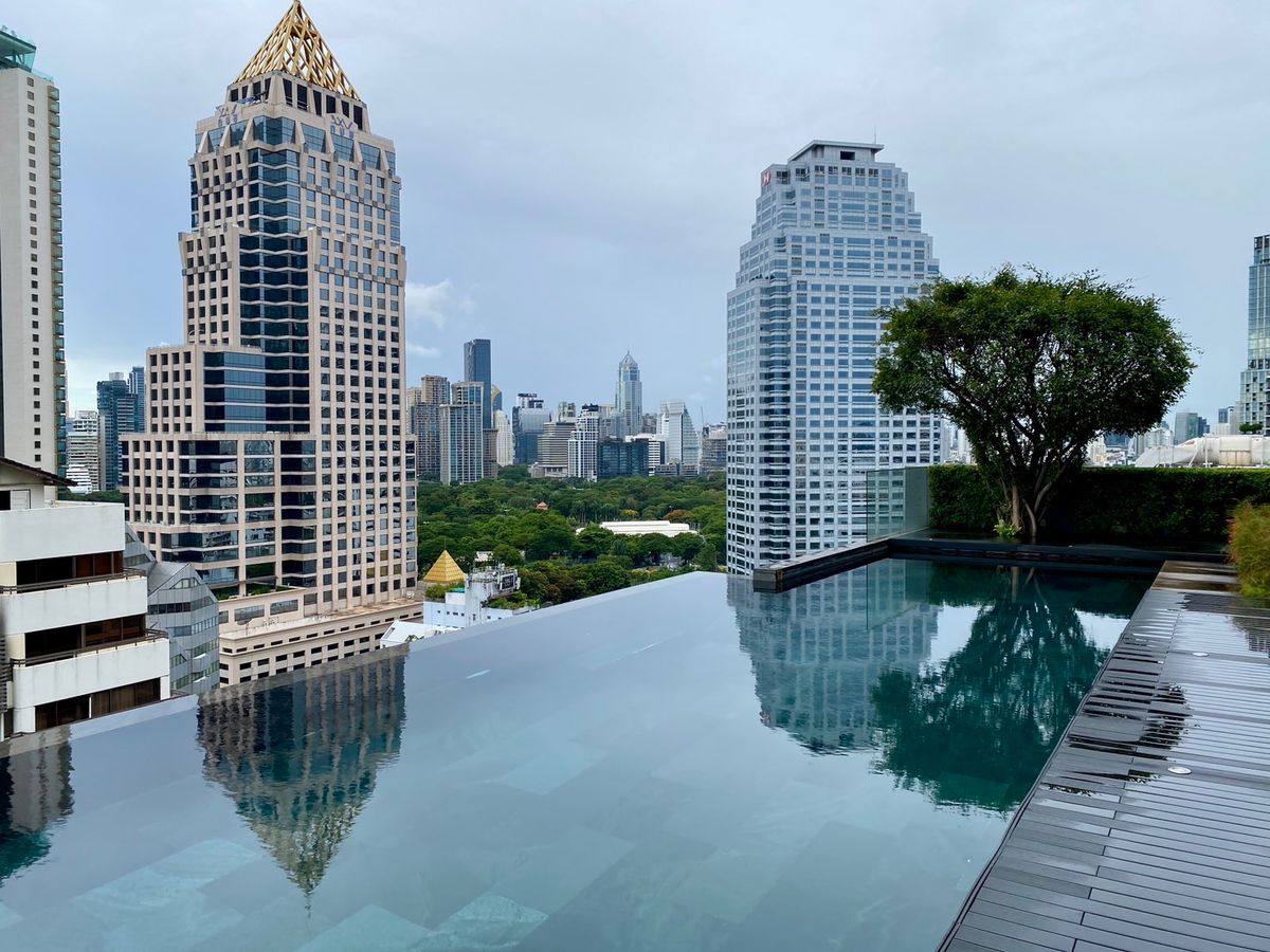 For SaleCondoSilom, Saladaeng, Bangrak : URGENT SALE! Rare Unit at Saladaeng Residences, Attractive Price: THB 20.45 Million, (Only THB 220,000/SQ.M. - Great Value!), Spacious 92 SQ.M., 2 Bedrooms, 2 Bathrooms.