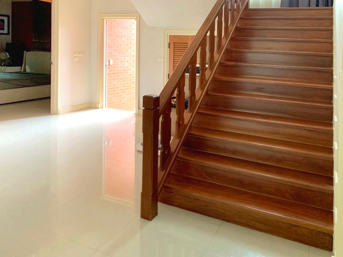 ขายบ้านแจ้งวัฒนะ เมืองทอง :  คฤหาสน์หรู หมู่บ้านพฤกษ์ภิรมย์ ราชพฤกษ์-รัตนาธิเบศร์ แปลงมุม พร้อมสระว่ายน้ำส่วนตัว