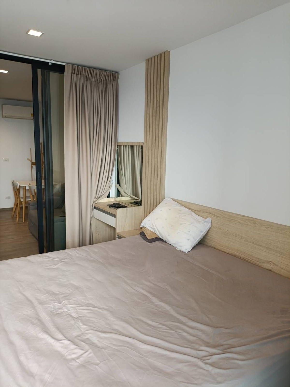 ให้เช่าคอนโดลาดพร้าว เซ็นทรัลลาดพร้าว : ให้เช่า (For Rent) คอนโดห้องแต่งหรูหรามากค่ะ : เดอะ ไลน์ พหลโยธิน อาคาร B 🔸️ประเภท : 1 ห้องนอน 1ห้องน้ำ 🔸️พื้นที่ :37ตรม.