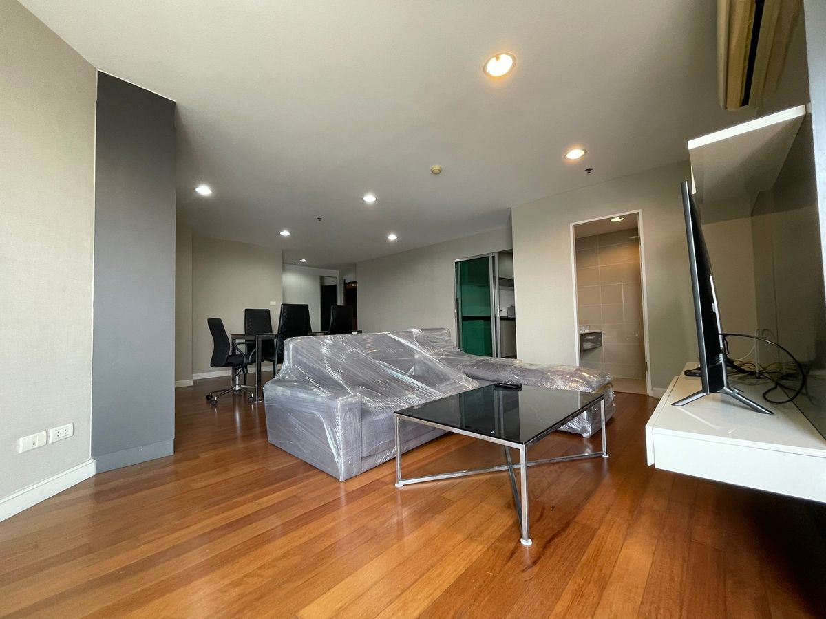 ให้เช่าคอนโดพระราม 9 เพชรบุรีตัดใหม่ RCA : FOR RENT  3 BEDROOM 2 BATHROOM 105 SQ.M   FULLY FURNITURE  READY TO MOVE IN
