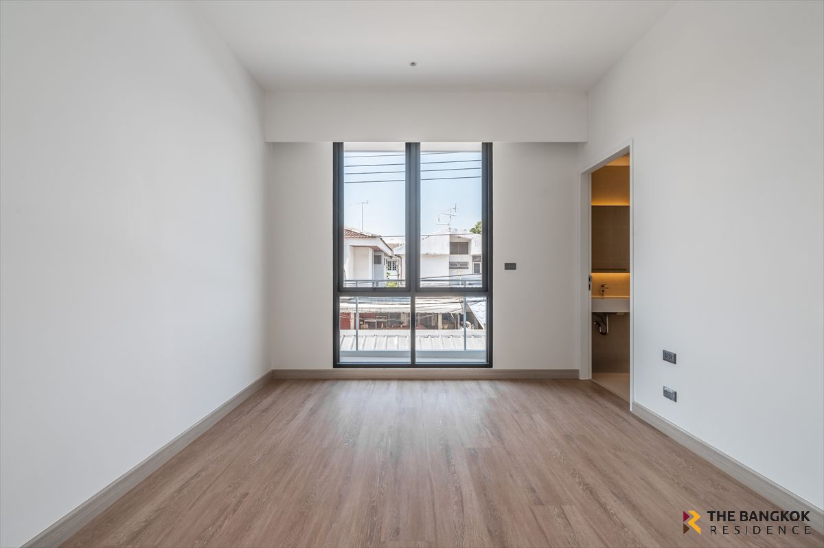 For SaleTownhomeSapankwai,Jatujak : Townhouse square sapankwai near BTS saphan khwai