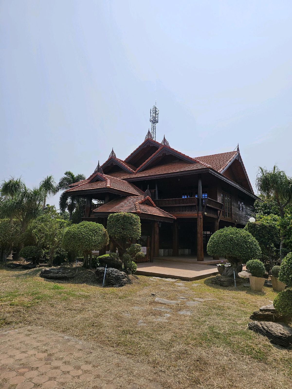 ให้เช่าบ้านมีนบุรี-ร่มเกล้า : ‼️ให้เช่า ‼️บ้านเรือนไทย ริมน้ำ บรรยากาศสวยฟิน สามารถทำธุรกิจจัดงานแต่งงาน~ร้านอาหารได้ ~Airbnb 