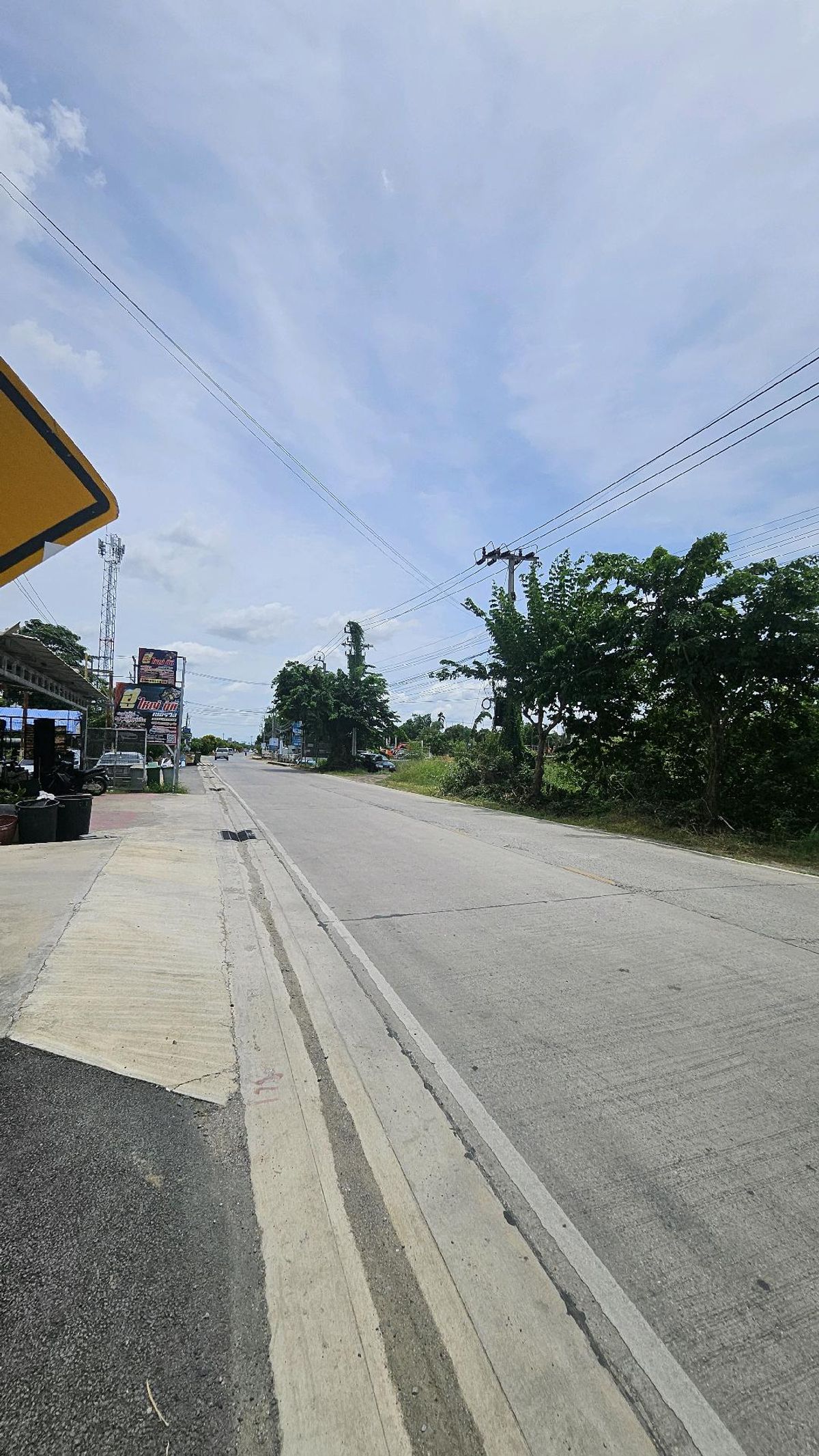 ขายที่ดินแจ้งวัฒนะ เมืองทอง : ที่ดินหน้ากว้างทำเลทอง คลองพระอุดม ทางไปวัดสะพานสูง