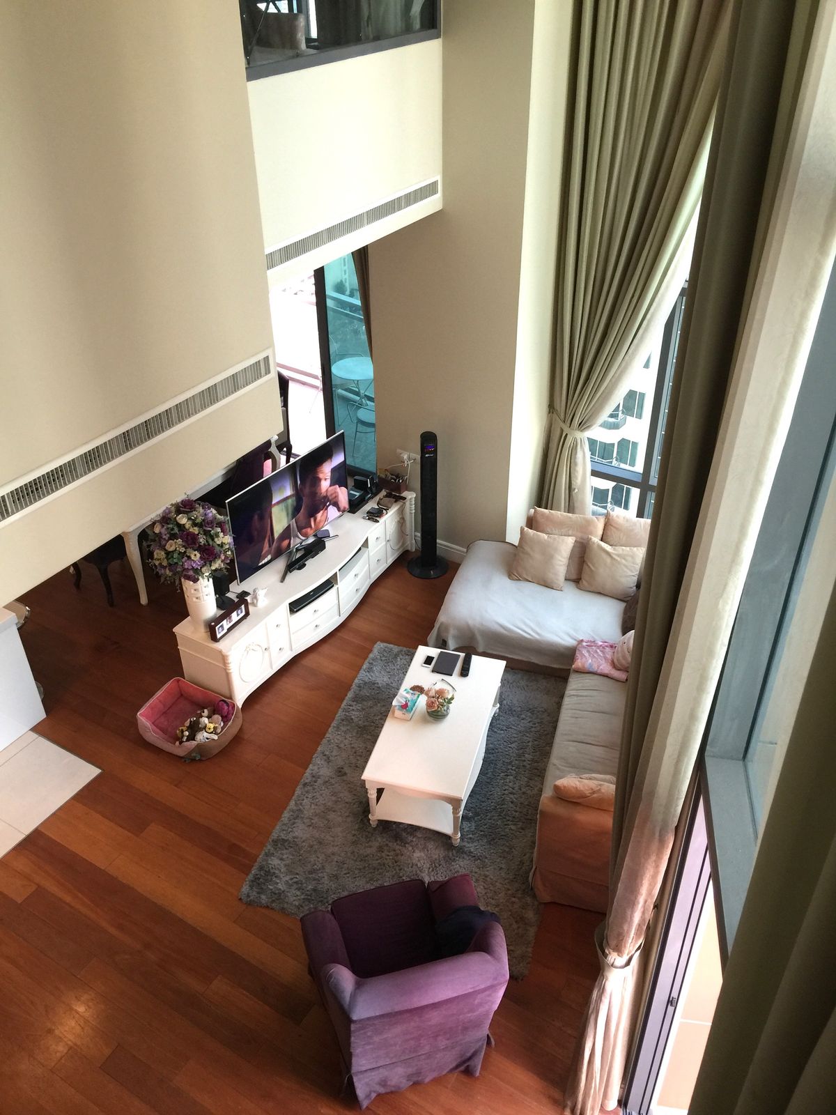 ขายคอนโดสุขุมวิท อโศก ทองหล่อ : ✨ ขายพร้อมผู้เช่า ถึง สิงหาคม 2569
คอนโดหรูดูเพล็กซ์ Bright Sukhumvit 24 – 3 ห้องนอน พร้อมวิวเมืองสวยงาม เฟอร์นิเจอร์ครบครัน ใจกลางสุขุมวิท ใกล้ BTS พร้อมพงษ์ เหมาะสำหรับครอบครัว