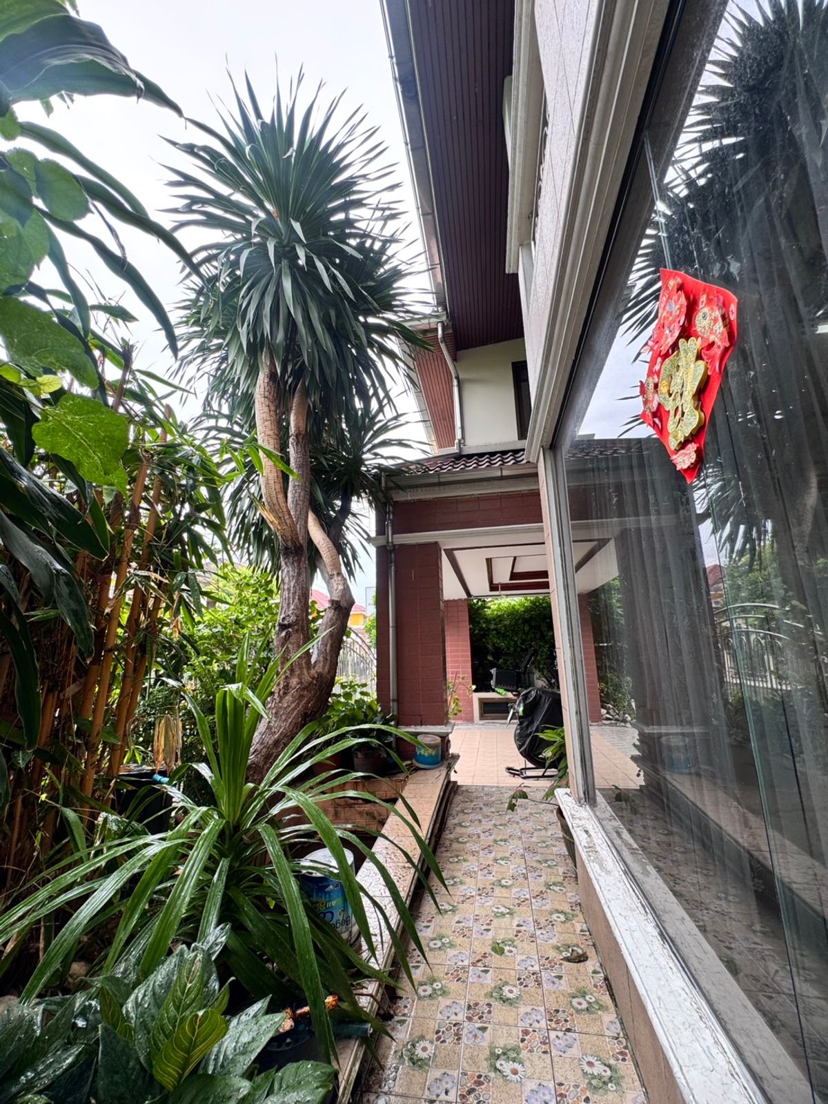 ขายบ้านโชคชัย4 ลาดพร้าว71 : ขายบ้านเดี่ยว 2 ชั้น ในหมู่บ้านรัชดา1 (ซอยลาดพร้าว 80 แยก 24) ใกล้เซ็นทรัลอีสต์วิลล์ (N.1770)