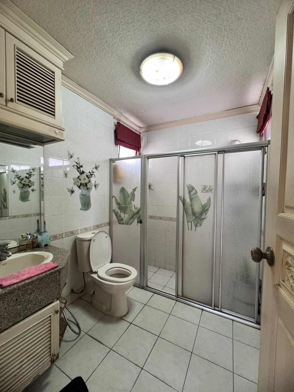 ขายบ้านโชคชัย4 ลาดพร้าว71 : ขายบ้านเดี่ยว 2 ชั้น ในหมู่บ้านรัชดา1 (ซอยลาดพร้าว 80 แยก 24) ใกล้เซ็นทรัลอีสต์วิลล์ (N.1770)