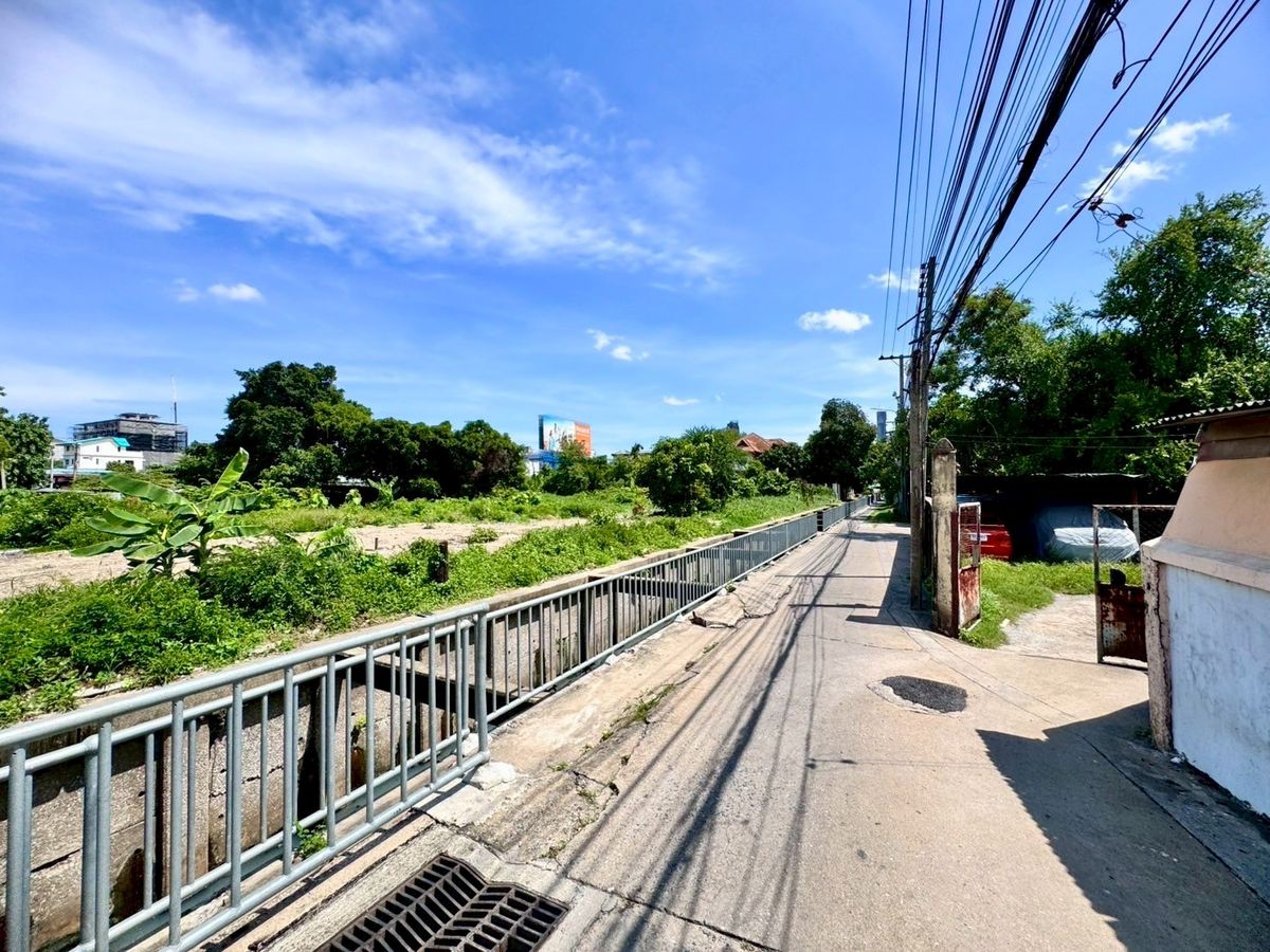 ขายที่ดินพระราม 3 สาธุประดิษฐ์ : ประกาศขายที่ดินสวย! วัดไผ่เงินโชตนาราม 2 ไร่!** (N.1769)