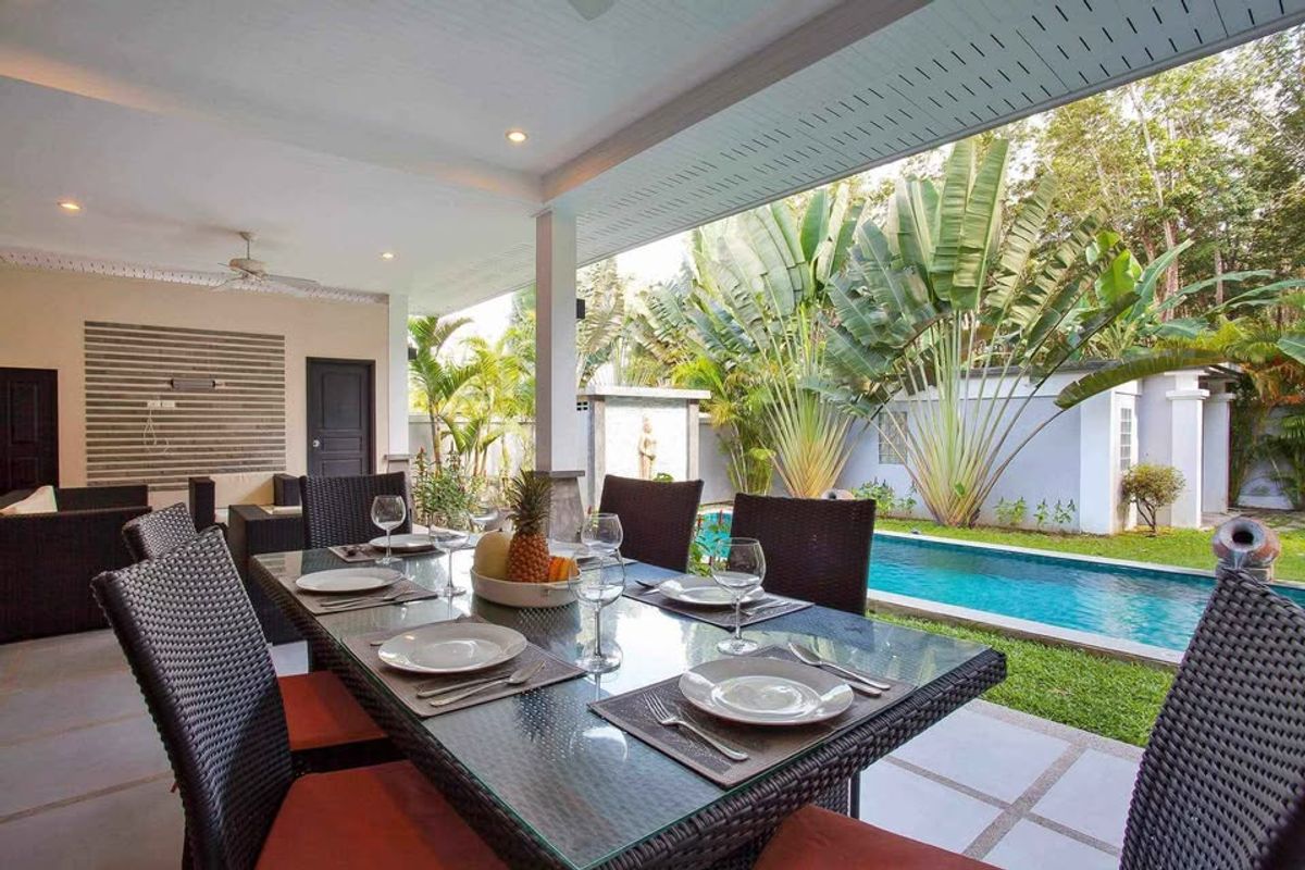 For SalePhuket : 🎉🏡 Personal Villa, 3 bedrooms, Rawai Phuket Beach! 🌴✨ Large area 700 sq.m. with a private pool!