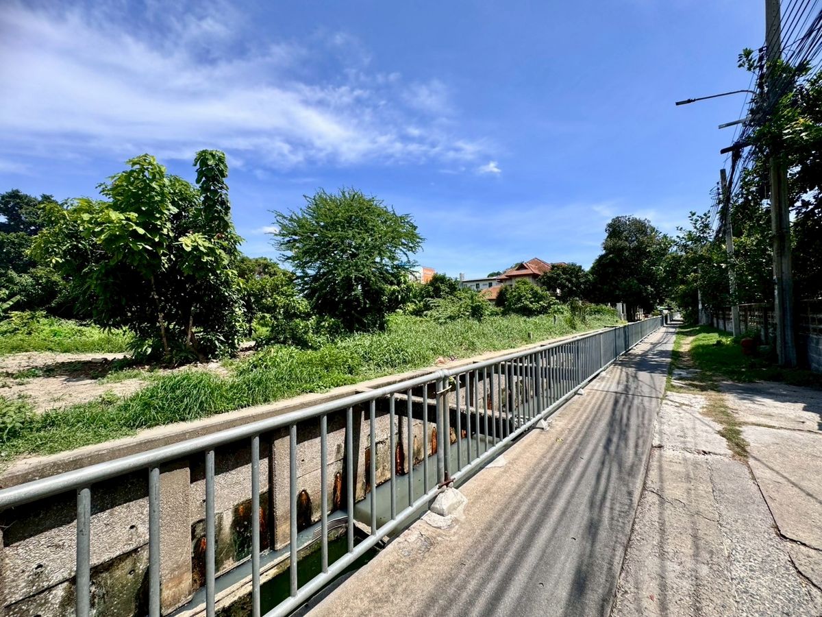 ขายที่ดินพระราม 3 สาธุประดิษฐ์ : ประกาศขายที่ดินสวย! วัดไผ่เงินโชตนาราม 2 ไร่!** (N.1769)