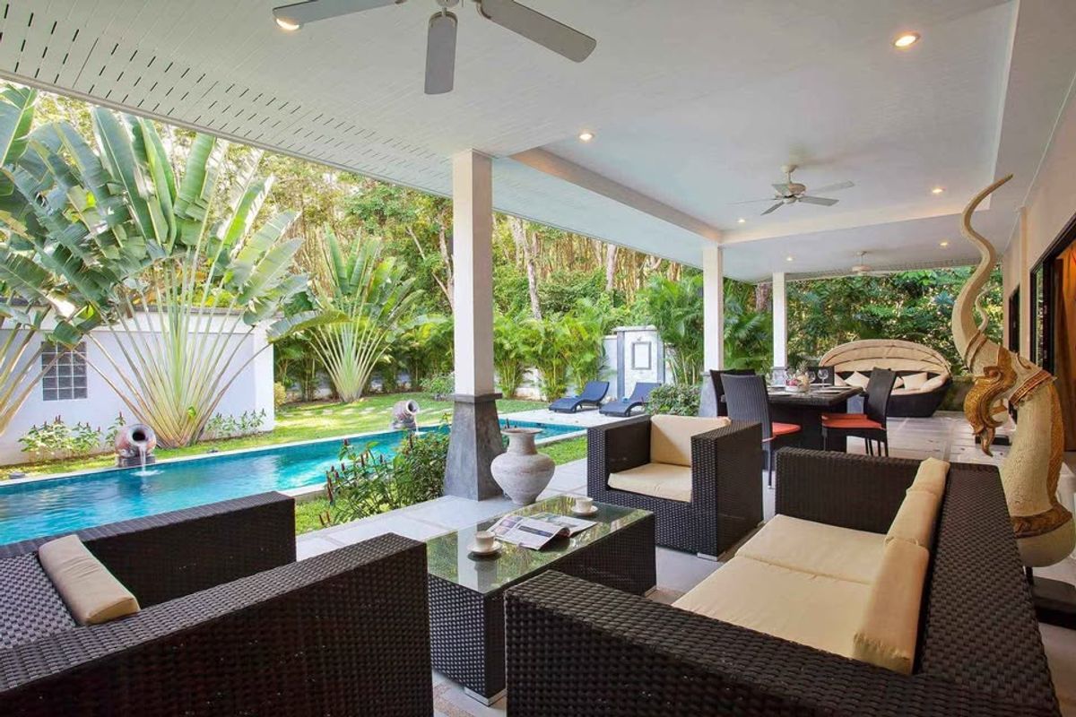 For SalePhuket : 🎉🏡 Personal Villa, 3 bedrooms, Rawai Phuket Beach! 🌴✨ Large area 700 sq.m. with a private pool!