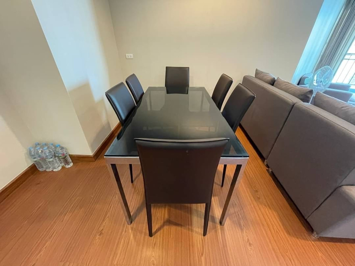 For RentCondoRama9, Petchburi, RCA : For Rent 3 Bedroom 2 Bathroom 105 SQ.M Fully Furniture Ready to Move in