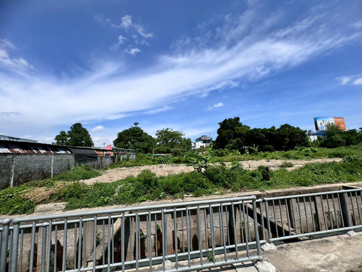 ขายที่ดินพระราม 3 สาธุประดิษฐ์ : ประกาศขายที่ดินสวย! วัดไผ่เงินโชตนาราม 2 ไร่!** (N.1769)