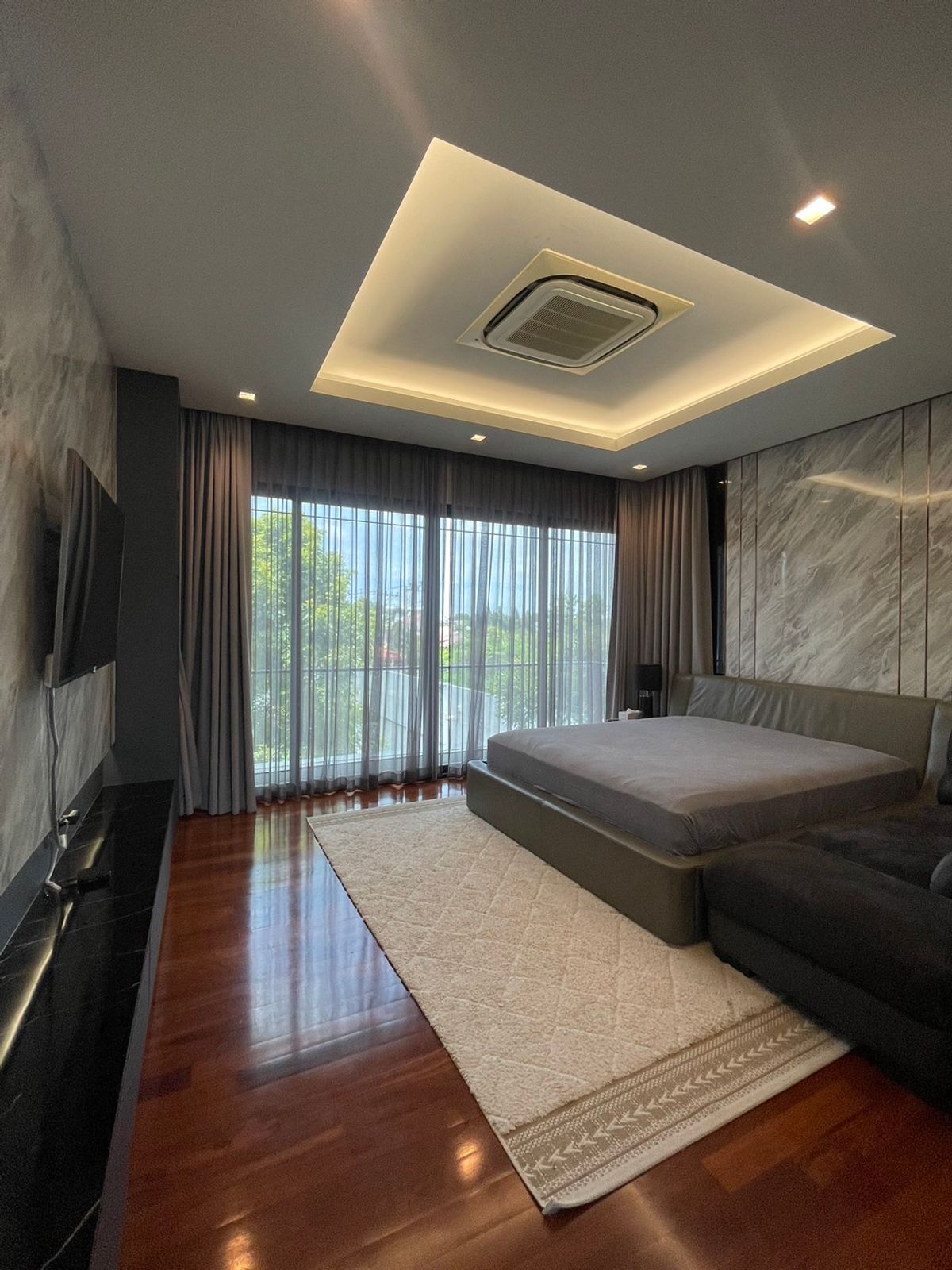 For RentHouseEakachai, Bang Bon : The Pavilla Bang Bon 3, a large luxury single house with free swimming pool, Fully Furnished, Ready to Move in