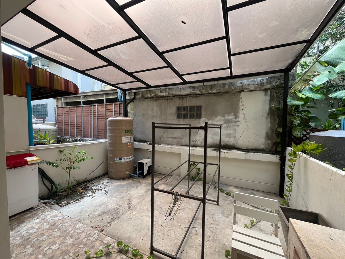 For SaleTownhomeLadprao101, Happy Land, The Mall Bang Kapi : 🏡 House for sale, 3 -story townhome ready to stay | Saran Pruk Village, Lat Phrao 130 - Ramkhamhaeng 81 ✨ Special price only 4,590,000 baht (this market price, this size of this size is not available!)