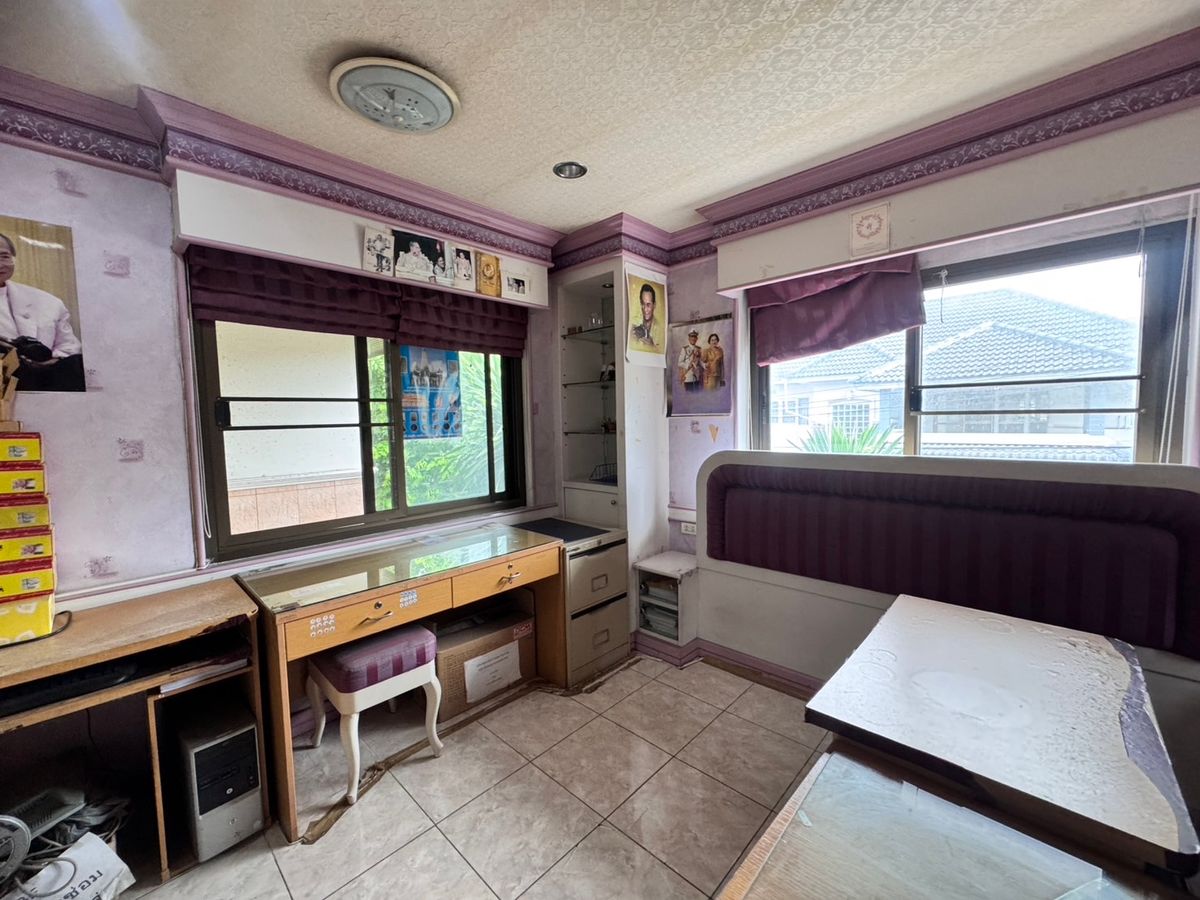 ขายบ้านโชคชัย4 ลาดพร้าว71 : ขายบ้านเดี่ยว 2 ชั้น ในหมู่บ้านรัชดา1 (ซอยลาดพร้าว 80 แยก 24) ใกล้เซ็นทรัลอีสต์วิลล์ (N.1770)