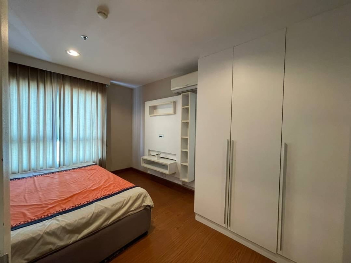 For RentCondoRama9, Petchburi, RCA : For Rent 3 Bedroom 2 Bathroom 105 SQ.M Fully Furniture Ready to Move in