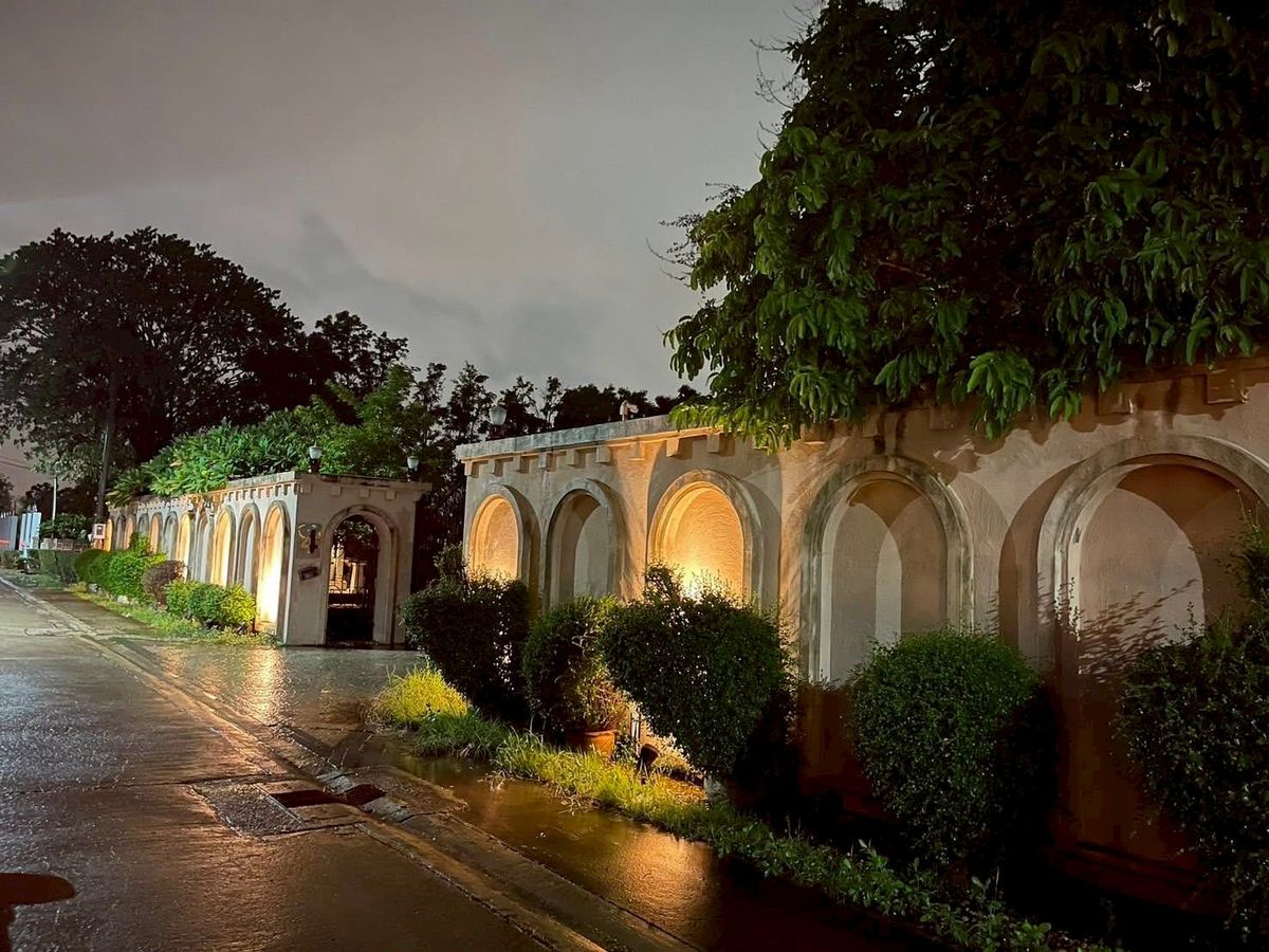 ขายบ้านเสรีไทย-นิด้า : 🌟 คฤหาสน์ขนาด 2 ไร่เศษ! 🌟 📌 บนทำเลทอง ถนนราษฎร์พัฒนา! ฟังก์ชันครบครันระดับ 5 ดาว!