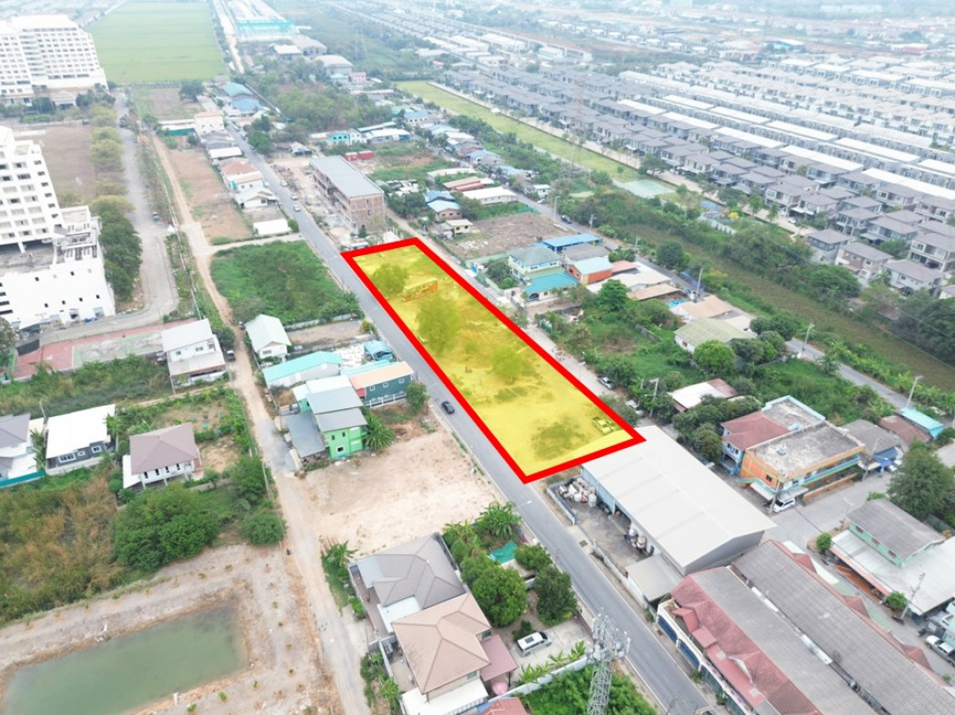 For SaleLandPathum Thani,Rangsit, Thammasat : Land for sale, Soi Khlong Luang 8, size 2 rai, near Phahonyothin Road, only 1.4 km. KK