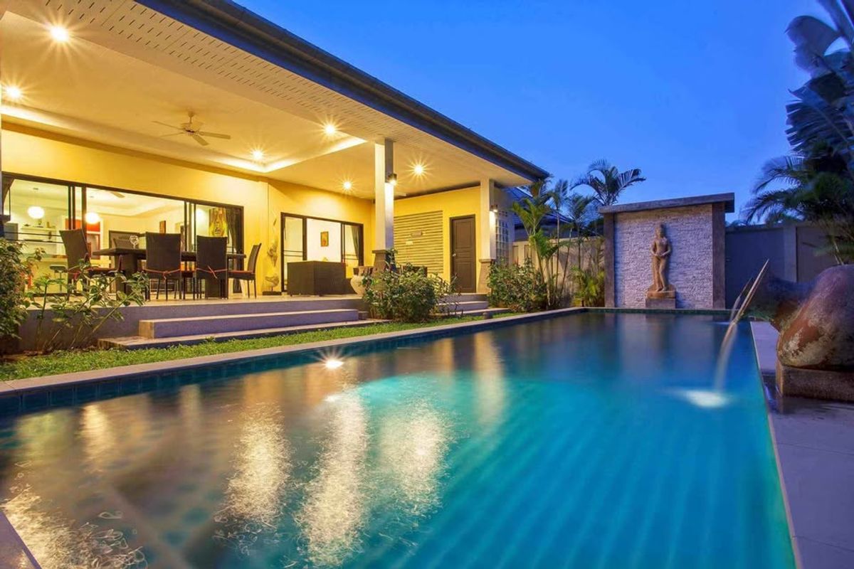 ขายภูเก็ต : 🎉🏡 พูลวิลล่าส่วนตัว 3 ห้องนอน หาดราไวย์ภูเก็ต! 🌴✨ เนื้อที่ใหญ่ 700 ตร.ม. พร้อมสระส่วนตัว !