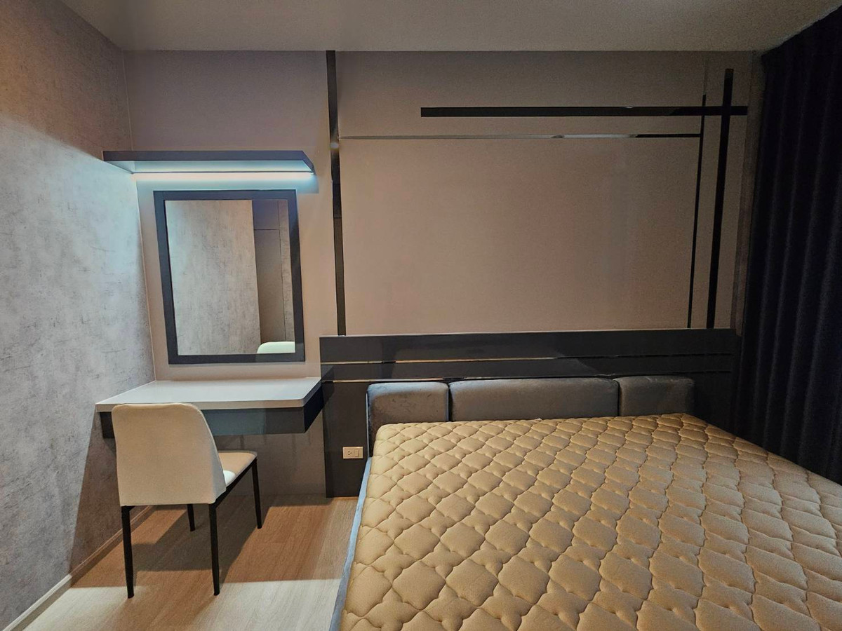 For RentCondoRama9, Petchburi, RCA : For Rent 2 Bedroom 2 Bathroom 55 SQ.M Fully Furniutre Ready to Move in