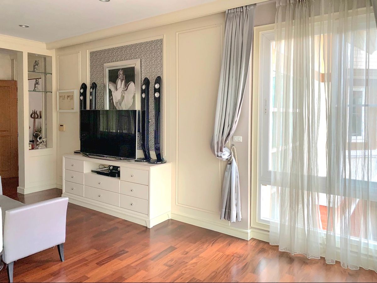 ขายบ้านแจ้งวัฒนะ เมืองทอง :  คฤหาสน์หรู หมู่บ้านพฤกษ์ภิรมย์ ราชพฤกษ์-รัตนาธิเบศร์ แปลงมุม พร้อมสระว่ายน้ำส่วนตัว