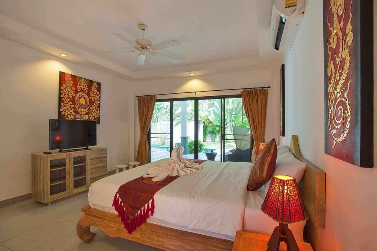 For SalePhuket : 🎉🏡 Personal Villa, 3 bedrooms, Rawai Phuket Beach! 🌴✨ Large area 700 sq.m. with a private pool!