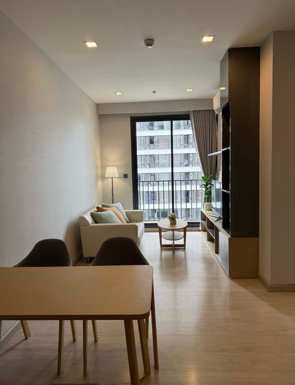 ให้เช่าคอนโดสุขุมวิท อโศก ทองหล่อ : 🔥Rent 2BR 2BR🔥55sqm Floor19🔥45,000/month🔥M Thinglor10