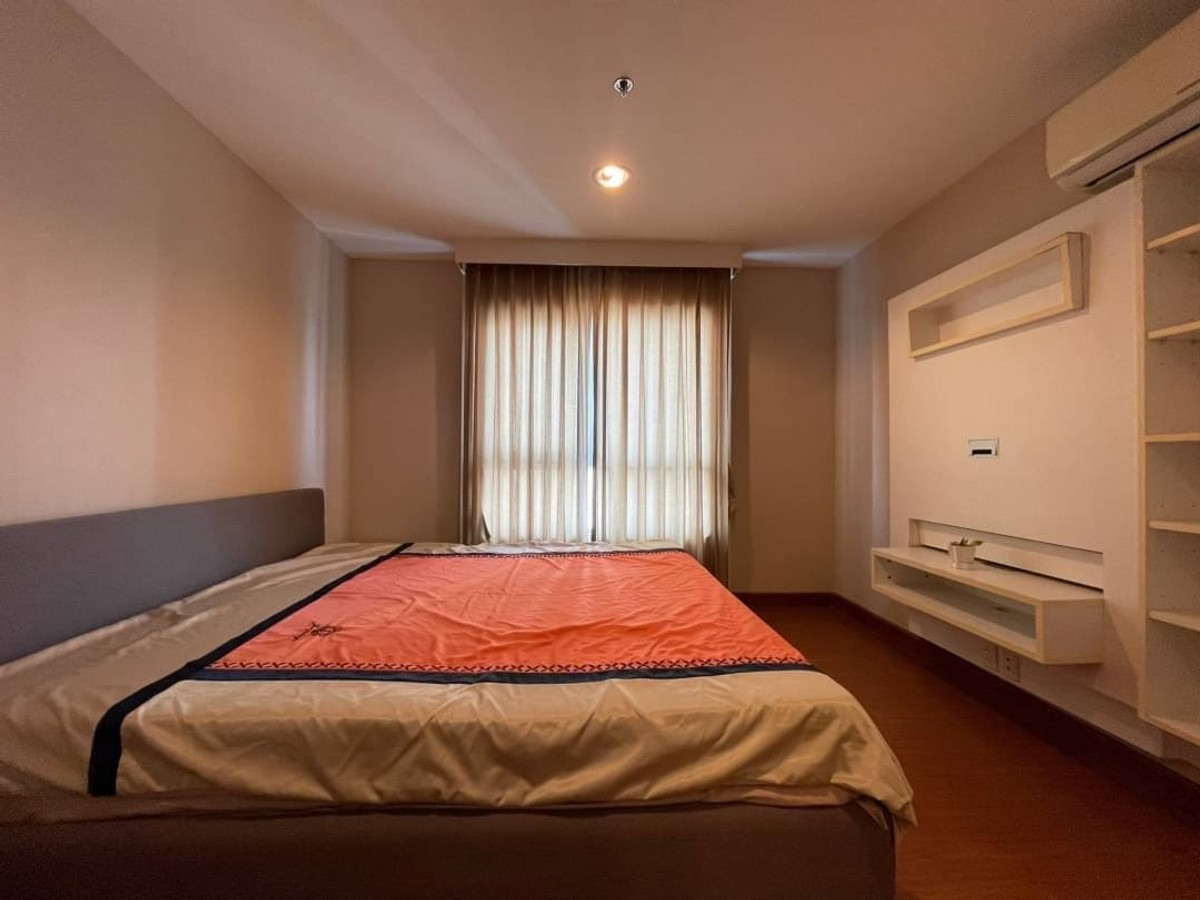 For RentCondoRama9, Petchburi, RCA : For Rent 3 Bedroom 2 Bathroom 105 SQ.M Fully Furniture Ready to Move in